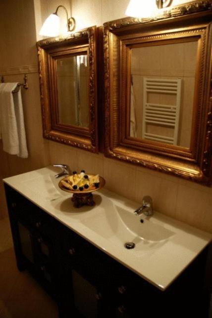 Korina Gallery Hotel バティ エクステリア 写真